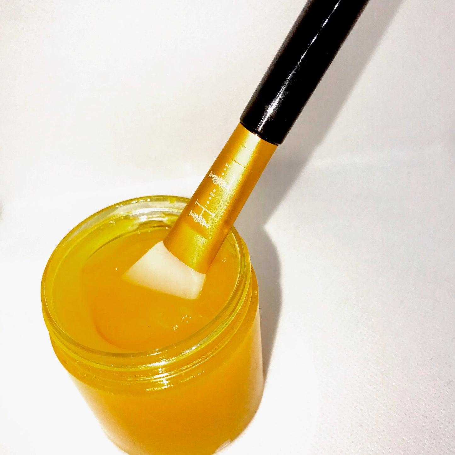 Mask Applicator